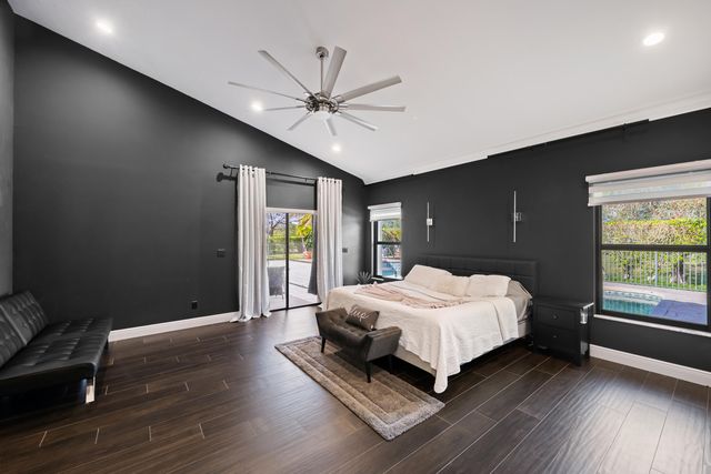 8505 NW 77th Street, Tamarac, FL 33321