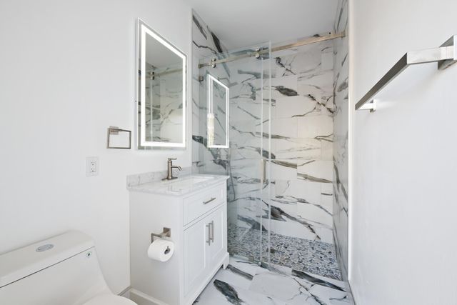 8505 NW 77th Street, Tamarac, FL 33321