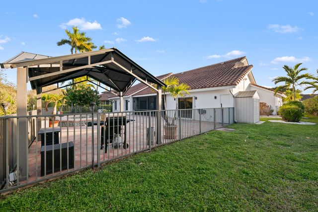 8505 NW 77th Street, Tamarac, FL 33321