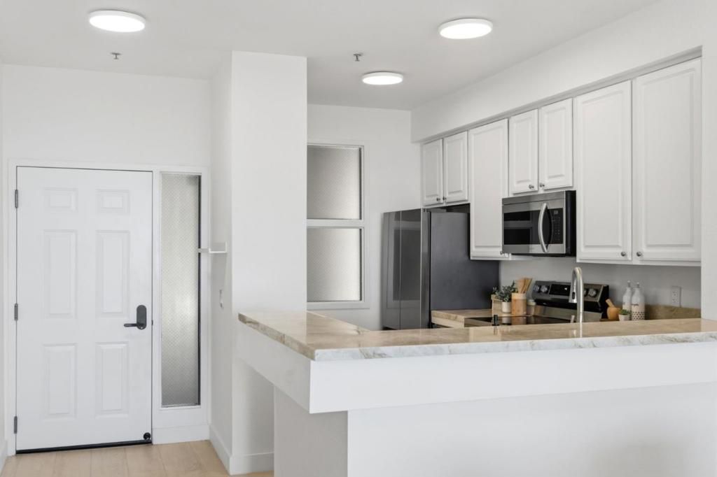 Image 14 of property listing at 101 Crescent Way 2108, San Francisco, CA 94134