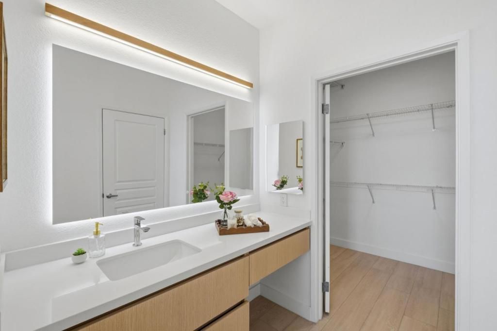 Image 20 of property listing at 101 Crescent Way 2108, San Francisco, CA 94134