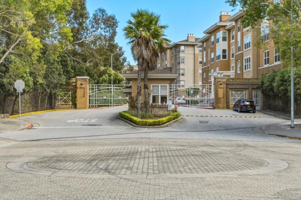 Image 41 of property listing at 101 Crescent Way 2108, San Francisco, CA 94134