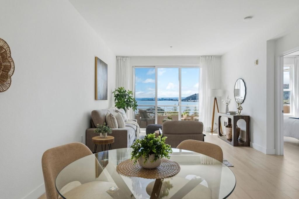 Image 7 of property listing at 101 Crescent Way 2108, San Francisco, CA 94134