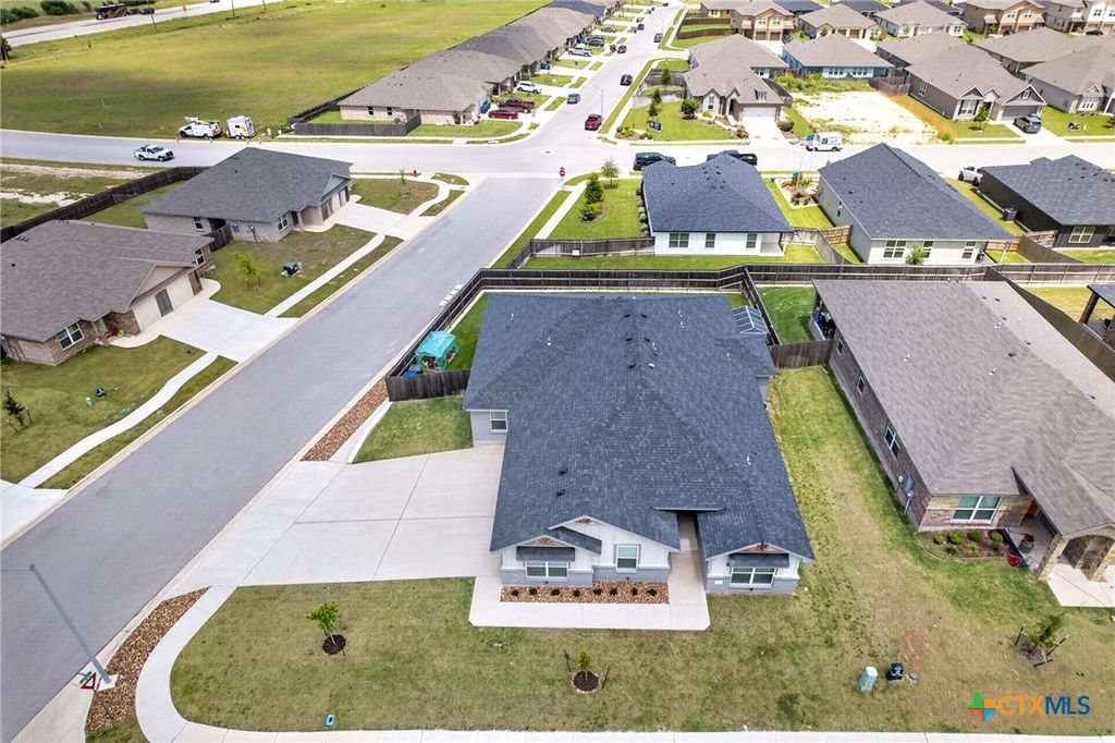 Image 4 of property listing at 203 Fawn Ridge Drive, Copperas Cove, TX 76522