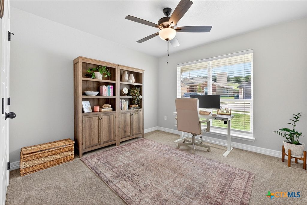 Image 6 of property listing at 203 Fawn Ridge Drive, Copperas Cove, TX 76522