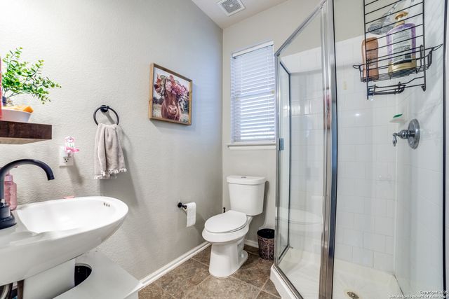 10106 RAMBLIN RIVER RD, San Antonio, TX 78251