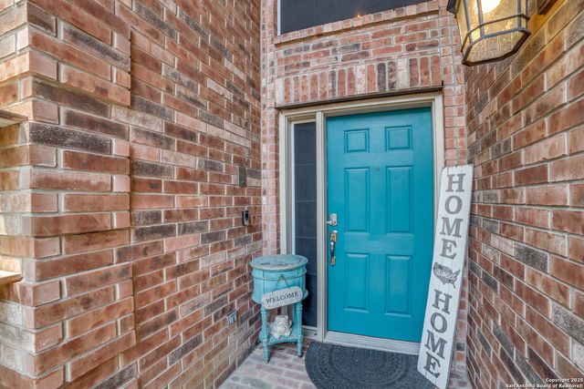 10106 RAMBLIN RIVER RD, San Antonio, TX 78251