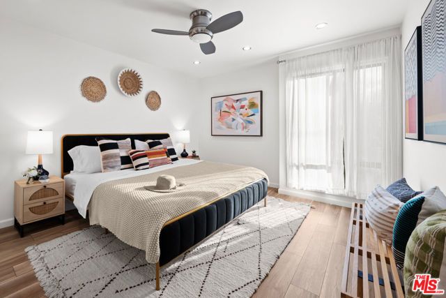 950 N Kings Road 342, West Hollywood, CA 90069