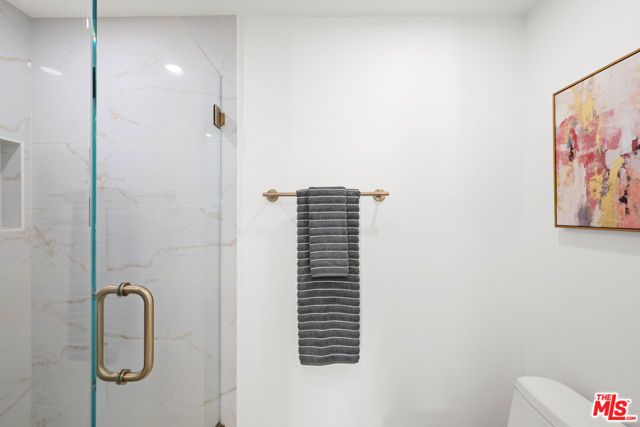 950 N Kings Road 342, West Hollywood, CA 90069