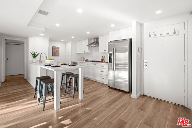 950 N Kings Road 342, West Hollywood, CA 90069