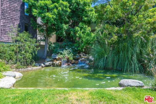 950 N Kings Road 342, West Hollywood, CA 90069