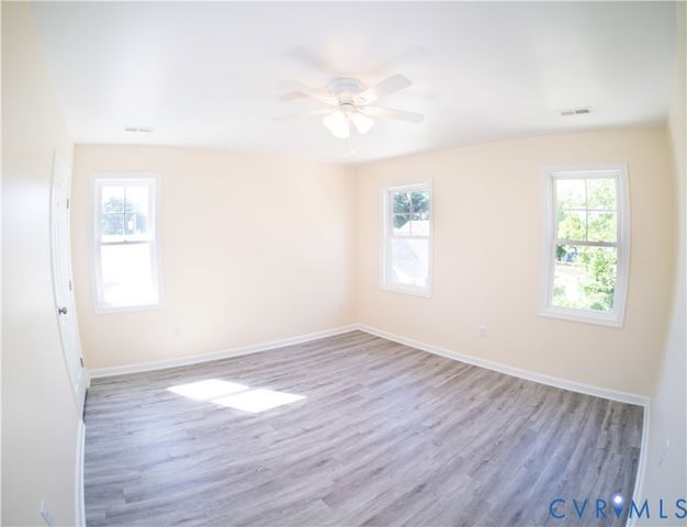 807 E 22nd St, Richmond, VA 23224