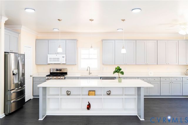 807 E 22nd St, Richmond, VA 23224