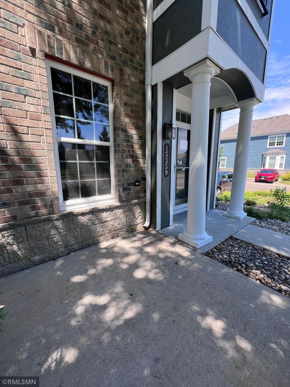 15359 Foliage Avenue 501, Apple Valley, MN 55124 — photo 2