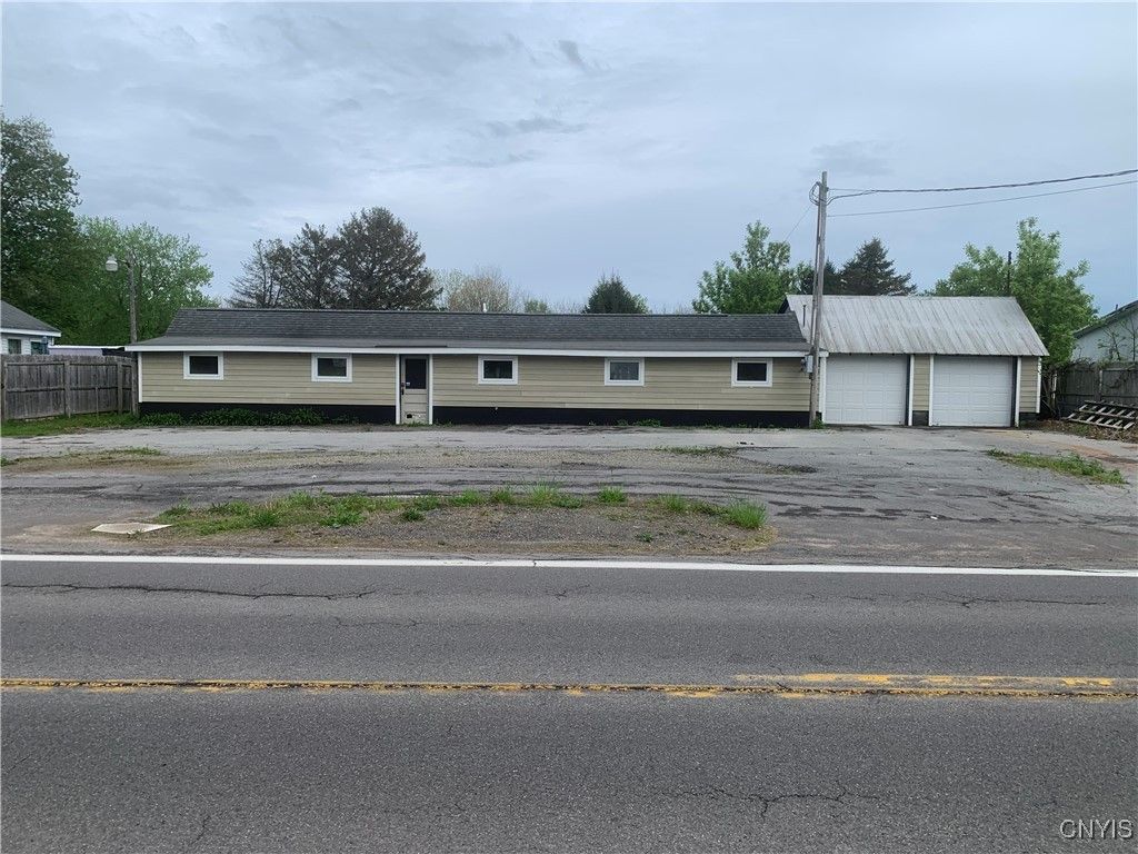 1392 State Route 176, Granby, NY 13069