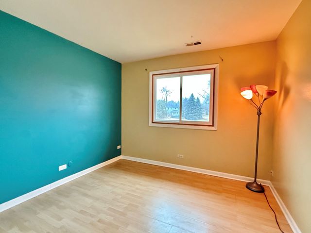 6S010 Steeple Run Drive 2D, Naperville, IL 60540