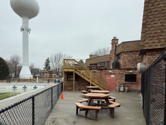 6S010 Steeple Run Drive 2D, Naperville, IL 60540