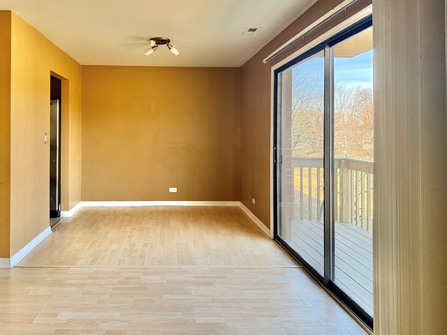 6S010 Steeple Run Drive 2D, Naperville, IL 60540