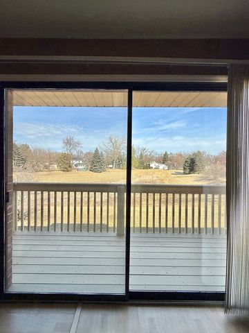 6S010 Steeple Run Drive 2D, Naperville, IL 60540