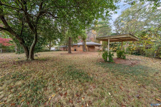 1402 11th Avenue SE, Decatur, AL 35601