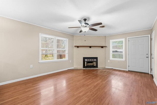 1402 11th Avenue SE, Decatur, AL 35601