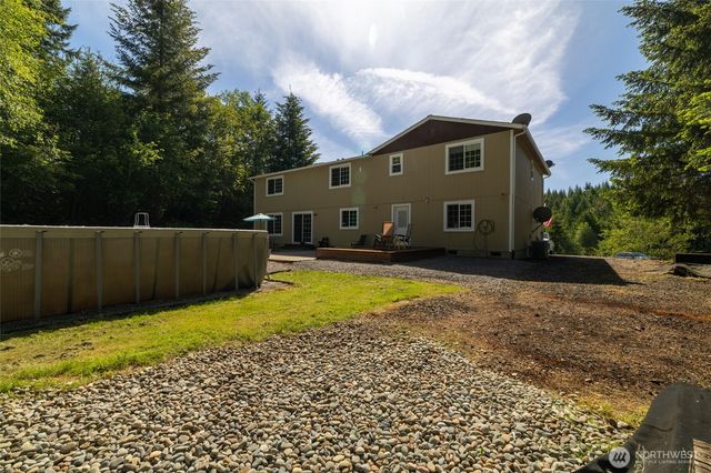 465 33 Sargent Road, Winlock, WA 98596