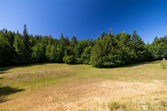 465 33 Sargent Road, Winlock, WA 98596