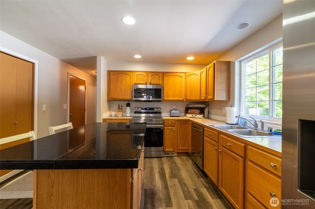 465 33 Sargent Road, Winlock, WA 98596