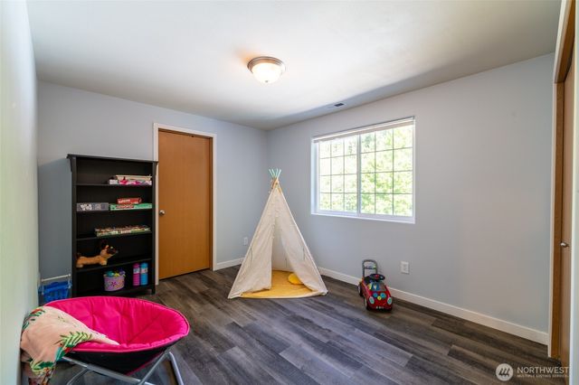 465 33 Sargent Road, Winlock, WA 98596