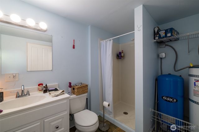 465 33 Sargent Road, Winlock, WA 98596