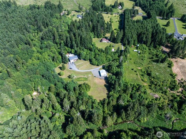 465 33 Sargent Road, Winlock, WA 98596