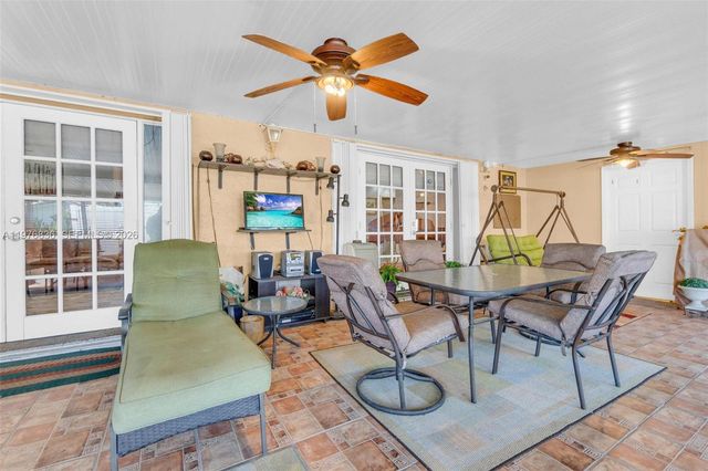 18201 SW 87th Avenue, Palmetto Bay, FL 33157