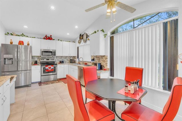 18201 SW 87th Avenue, Palmetto Bay, FL 33157