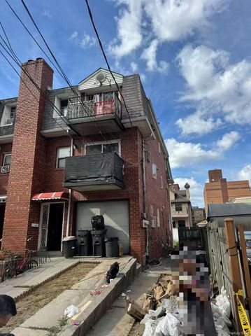 4512 Robinson Street, Flushing, NY 11355