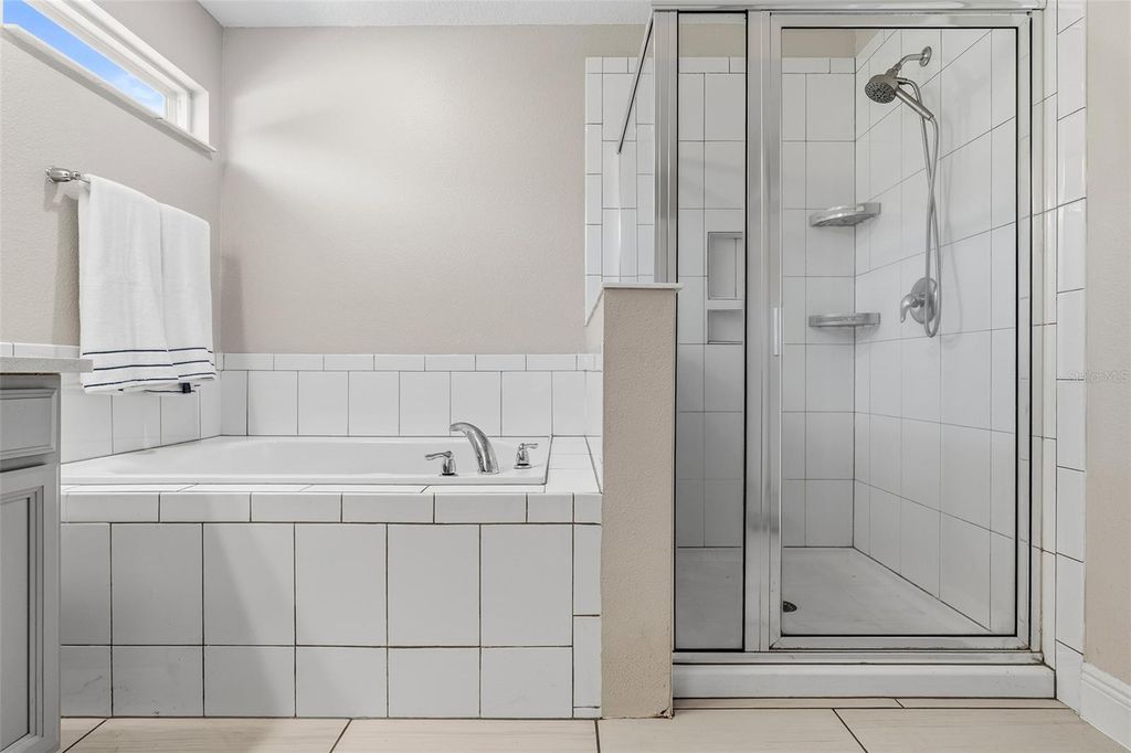 Image 22 of property listing at 3481 MIDDLEBROOK PL, St Cloud, FL 34773