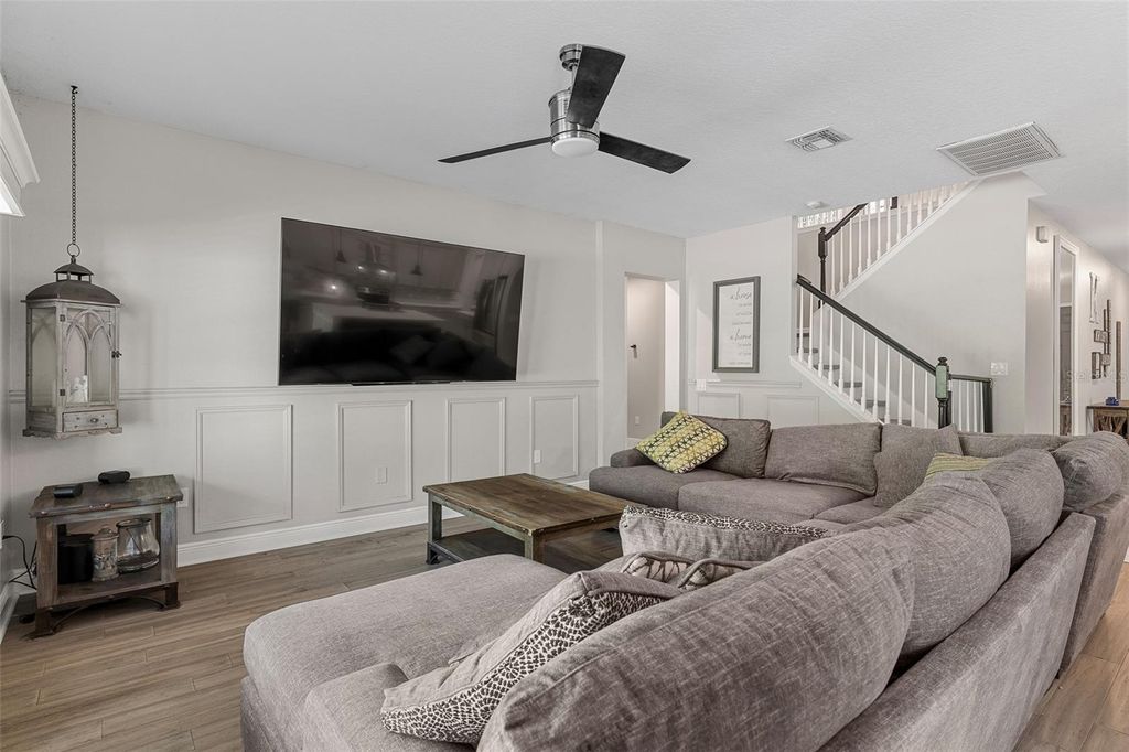 Image 9 of property listing at 3481 MIDDLEBROOK PL, St Cloud, FL 34773