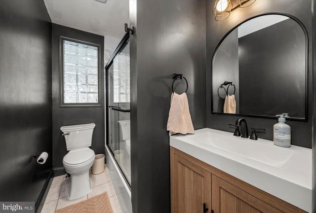 213 TAYLOR RD, Wilmington, DE 19804