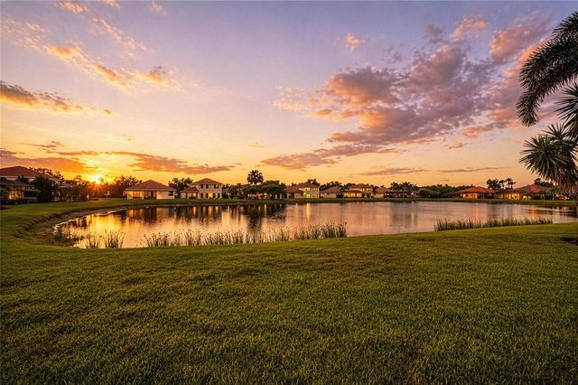 9035 WILLOWBROOK CIRCLE, Bradenton, FL 34212