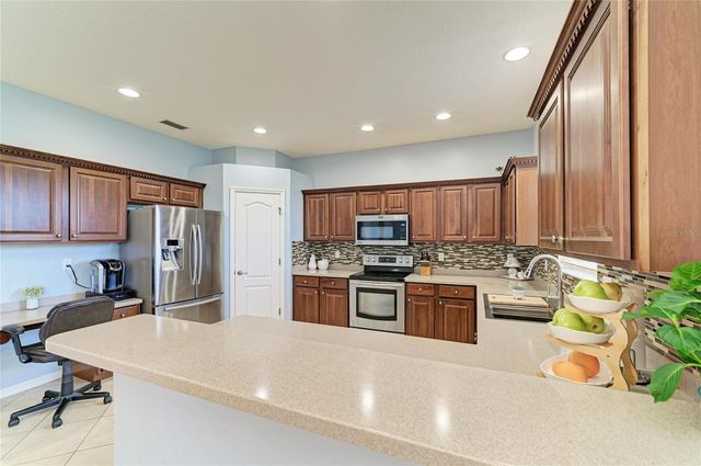 9035 WILLOWBROOK CIRCLE, Bradenton, FL 34212