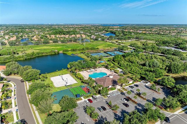 9035 WILLOWBROOK CIRCLE, Bradenton, FL 34212