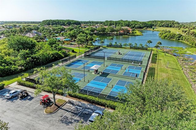 9035 WILLOWBROOK CIRCLE, Bradenton, FL 34212