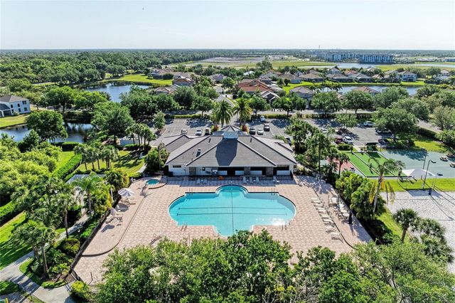 9035 WILLOWBROOK CIRCLE, Bradenton, FL 34212