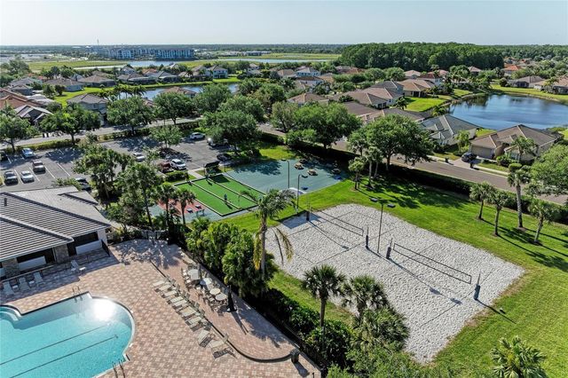 9035 WILLOWBROOK CIRCLE, Bradenton, FL 34212