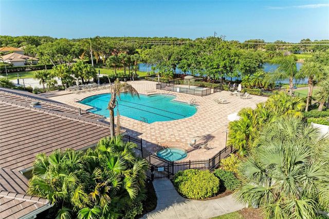 9035 WILLOWBROOK CIRCLE, Bradenton, FL 34212