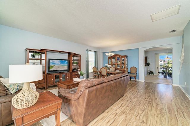 9035 WILLOWBROOK CIRCLE, Bradenton, FL 34212