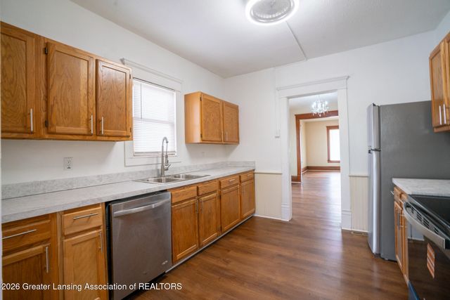 312 W Saginaw Street, Lansing, MI 48933