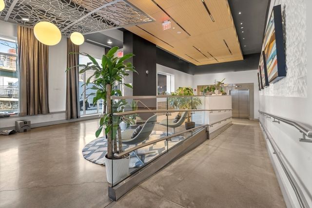 180 Telford St 413, Boston, MA 02135