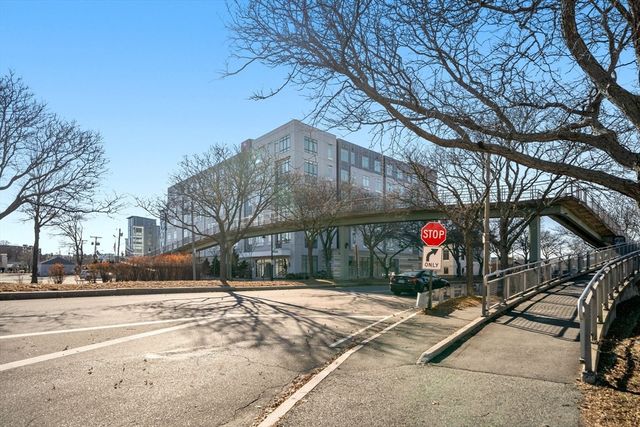 180 Telford St 413, Boston, MA 02135