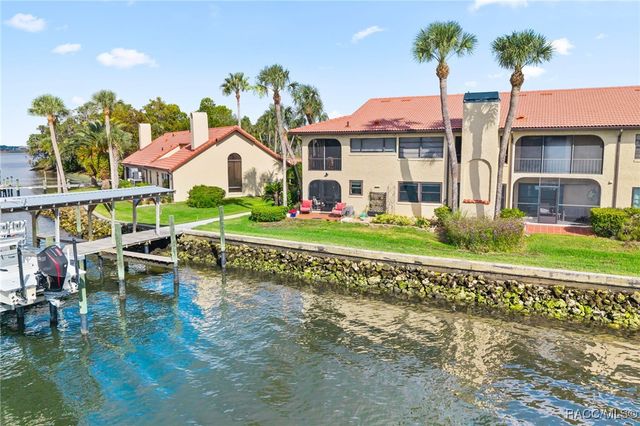 371 NW 14th Place, Crystal River, FL 34428