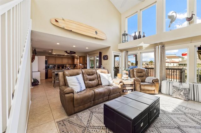 3908 Bridge Harbor Drive, Galveston, TX 77554